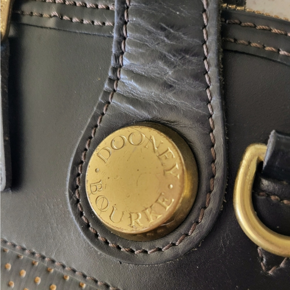 Vintage Dooney & Bourke Black Leather Perforated Cabriolet Satchel Handbag Purse - Picture 2 of 14